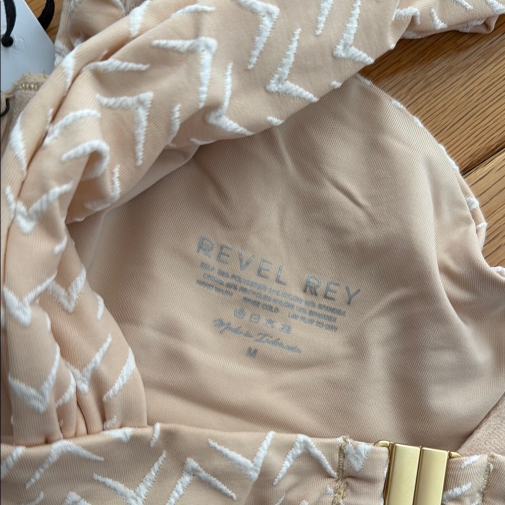Revel Rey Swim Resort Top - Picture 7 of 7